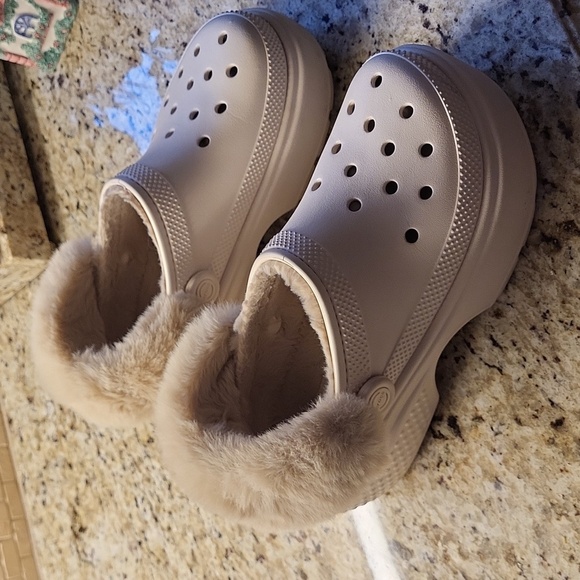 fluffu crocs - Picture 4 of 4